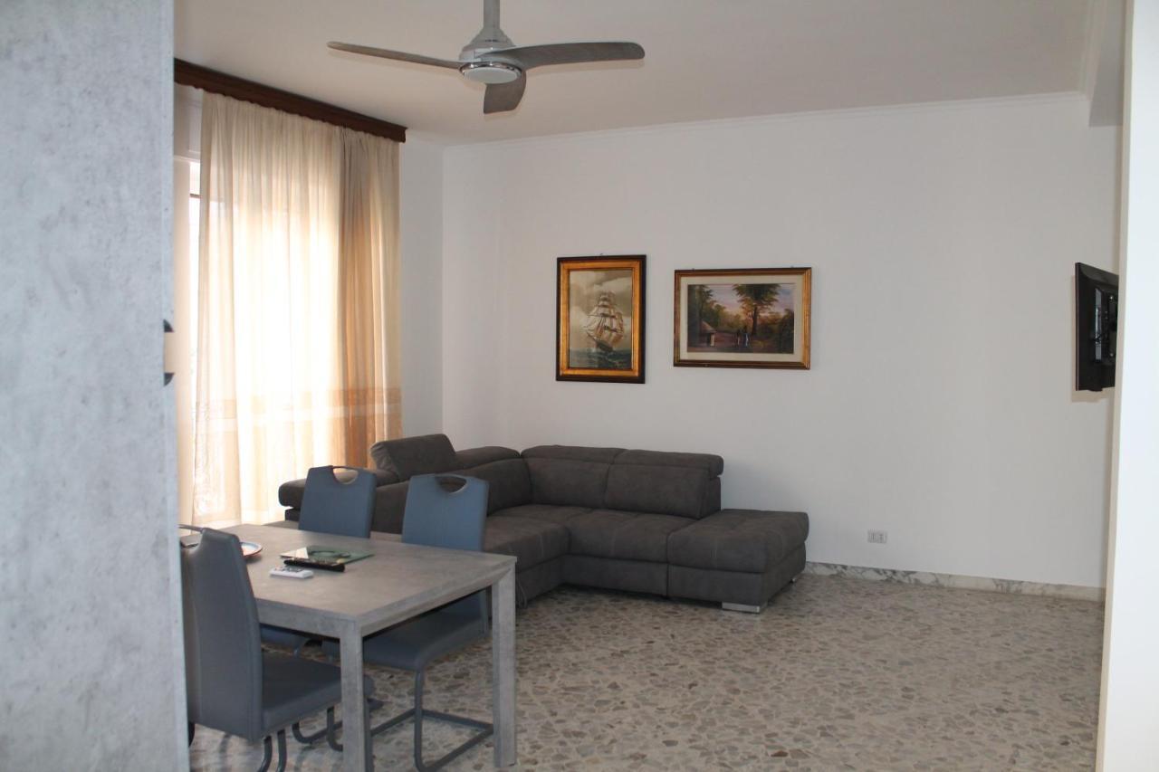 Casa Giali - Sea ​​View Home For Family Giovinazzo Bagian luar foto